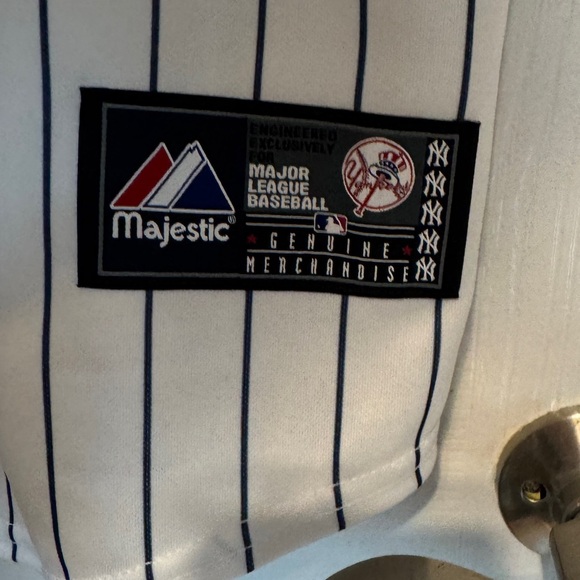 Majestic MLB Derek Jeter 3000 Hits Jersey XL - Picture 2 of 8